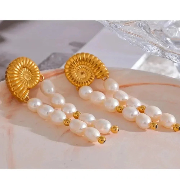 Freshwater Pearl 18K Gold Stainless Steel Waterproof Tassel Shell Earrings - Picture 6 of 15